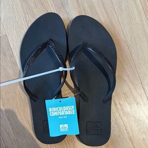 Reef Glittery Black Sandals